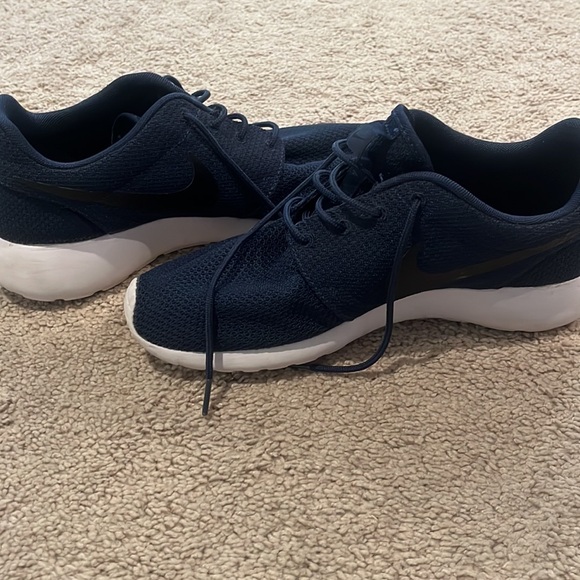 Nike Roshe One - Picture 4 of 7